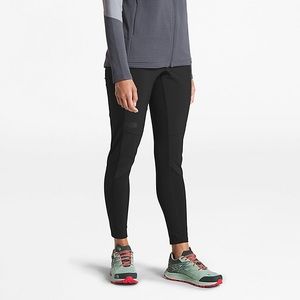 *NEW* The North Face Black leggings run pants